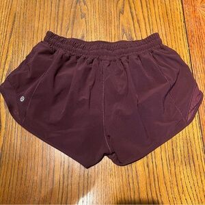 Lululemon Hotty Hot Shorts, Size 8 Inseem 2.5”
